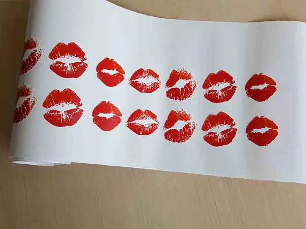 stickere decorative buze rosii