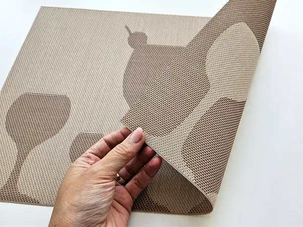 suport farfurii decorative pentru masa