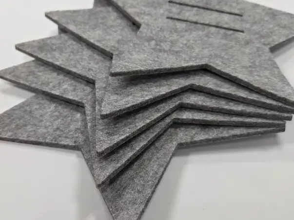 suport tacamuri pasla gri in forma de stea