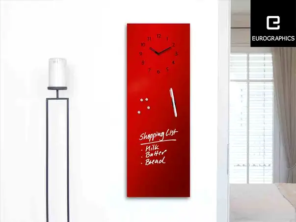 tabla magnetica cu ceas rosie decor