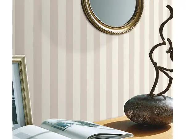 tapet alb cu dungi ivoire