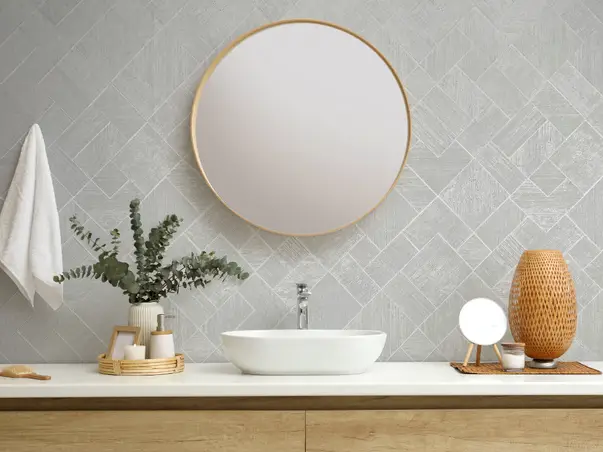 tapet baie gri deschis sidefat