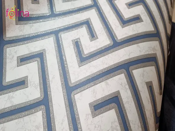 tapet cu dungi albastre si sclipici