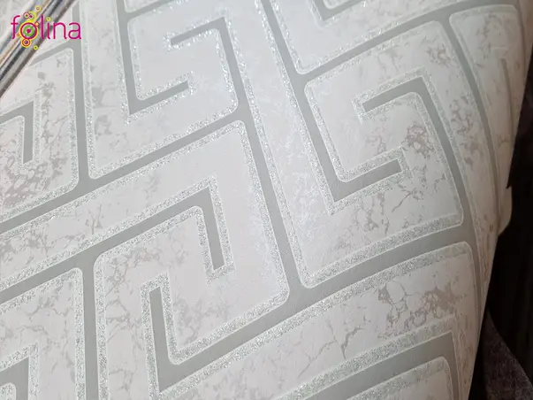 tapet cu dungi gri si sclipici