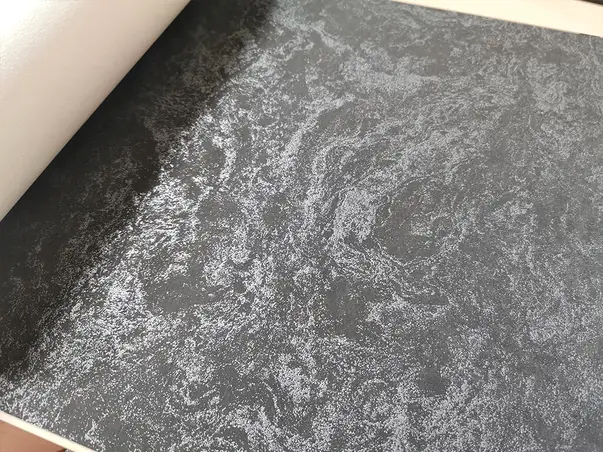 tapet decorativa neagra carat