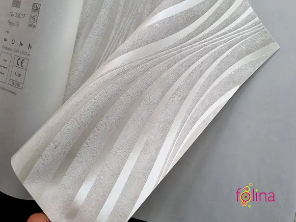 tapet living alb unt cu dungi sidefate