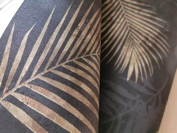 tapet modern dormitor negru cu frunze