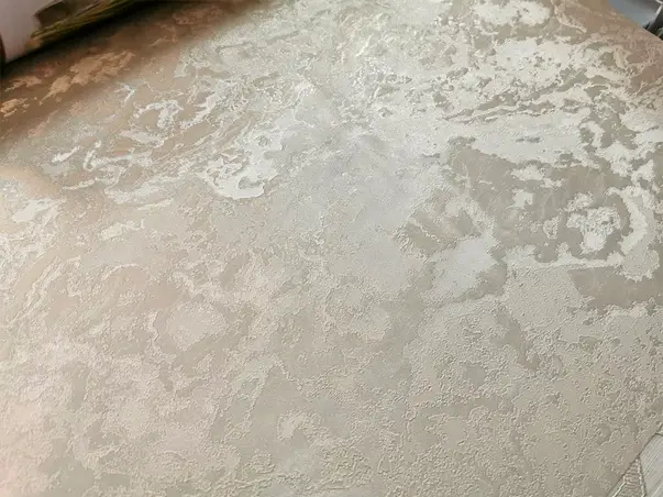 tapet tencuiala decorativa crem