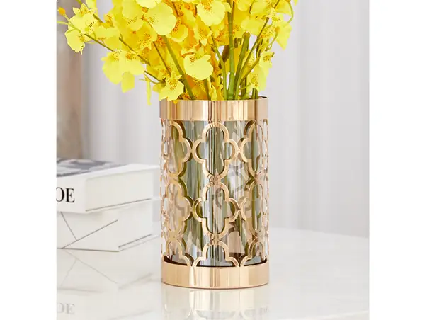 vaza aurie decorativa 25 cm inaltime