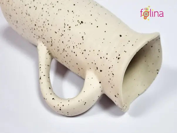 vaza inalta din ceramica tip ulcior