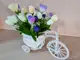 bicicleta-decorativa-alba-cu-flori-artificiale-mov-3253
