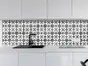 Autocolant perete, Folina, model geometric negru, rezistent la apă şi căldură, rolă de 67x200 cm