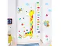 Sticker cameră copii Girafa multicoloră, cu gradaţie metru