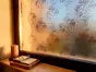 Folie geam autoadezivă Floris, Folina, sablare cu imprimeu floral maro, lățime 100 cm