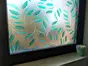 Folie geam autoadezivă, Folina, sablare decorativă cu imprimeu crenguţe verzi, 100 cm lăţime