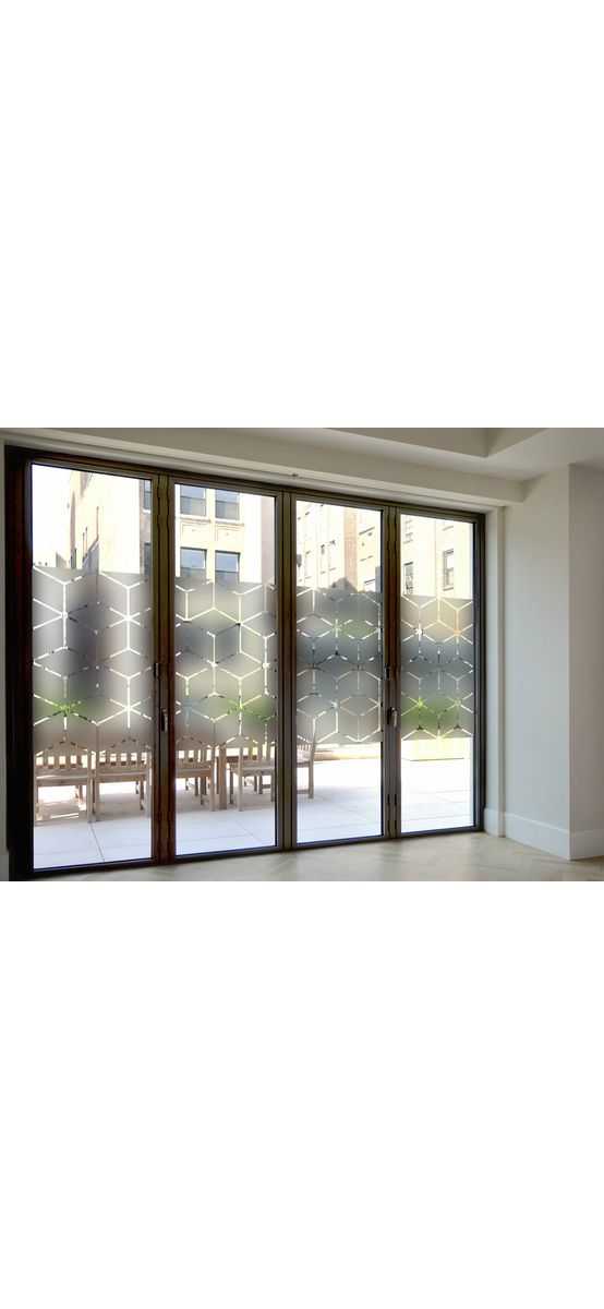 Folie geam autoadezivă Geometric Diamonds, cu model decupat, rolă cu lățimea de 120 cm, racletă inclusă 