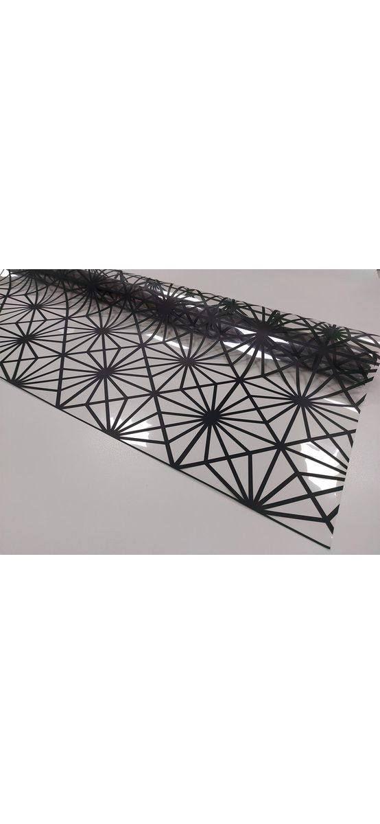 Folie geam autoadezivă Squares, Folina, rtransparentă cu model geometric negru, 122 cm lăţime
