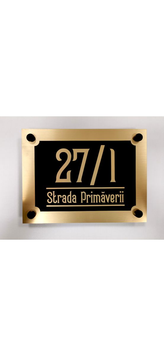 Plăcuţă adresă model contemporan, din bond argintiu sau auriu, cu text personalizat