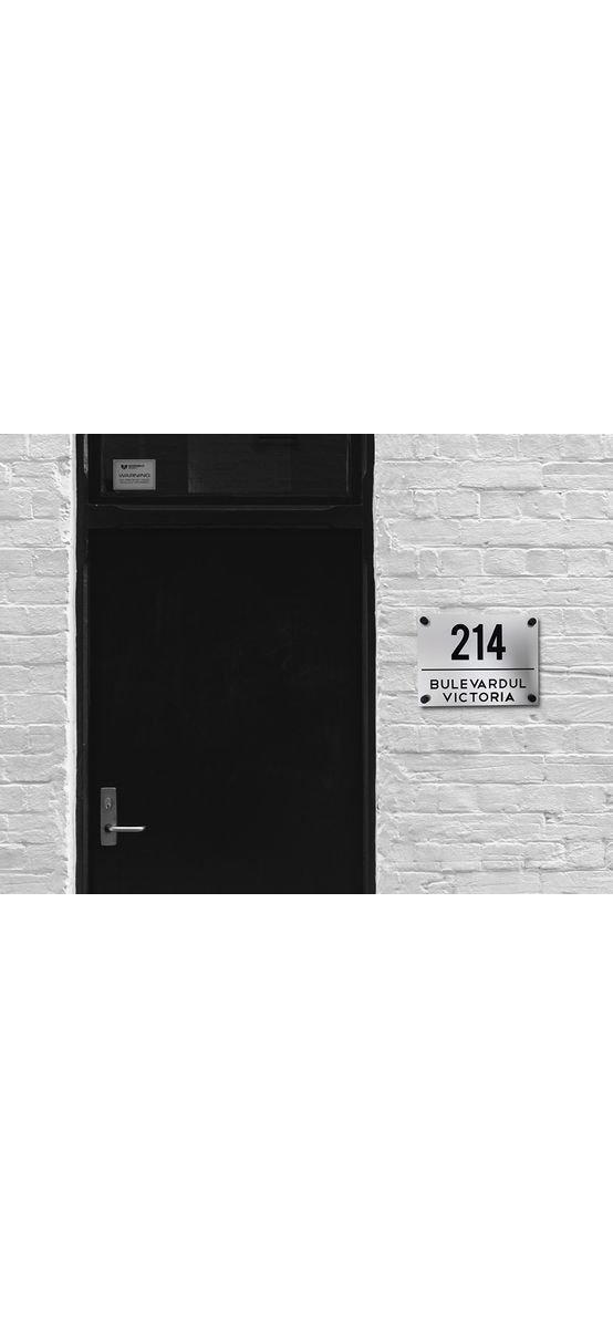 Plăcuţă adresă model Graphite, din acril colantat, cu text personalizat