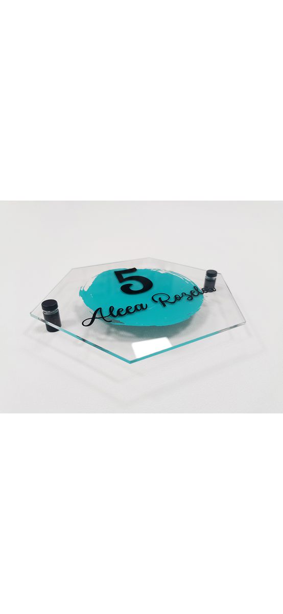 Plăcuţă cu număr și/sau adresă casă, model abstract, din acril și scris din vinil, cu text personalizat