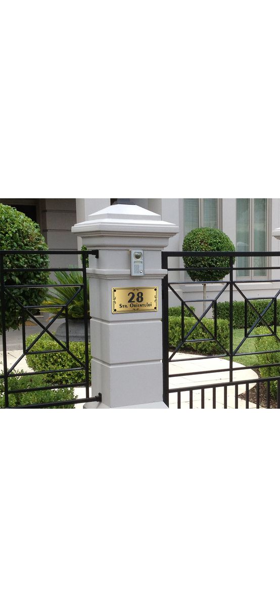Plăcuţă cu număr și adresă casă, model oriental, din bond auriu, cu text personalizat