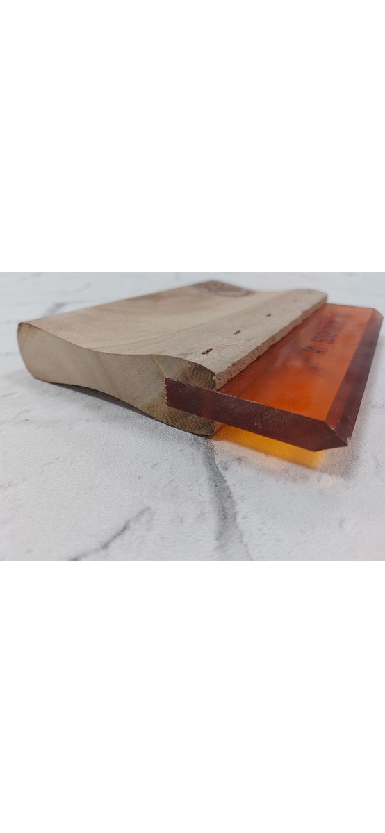 Racletă profesională din lemn cu lamă din silicon tare, Folina, dimensiune 12x20 cm