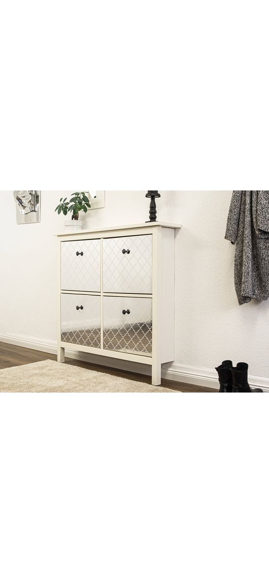 Autocolant cu efect metalic argintiu şi imprimeu geometric alb, d-c-fix Metallic Ornament, rolă de 67x150cm
