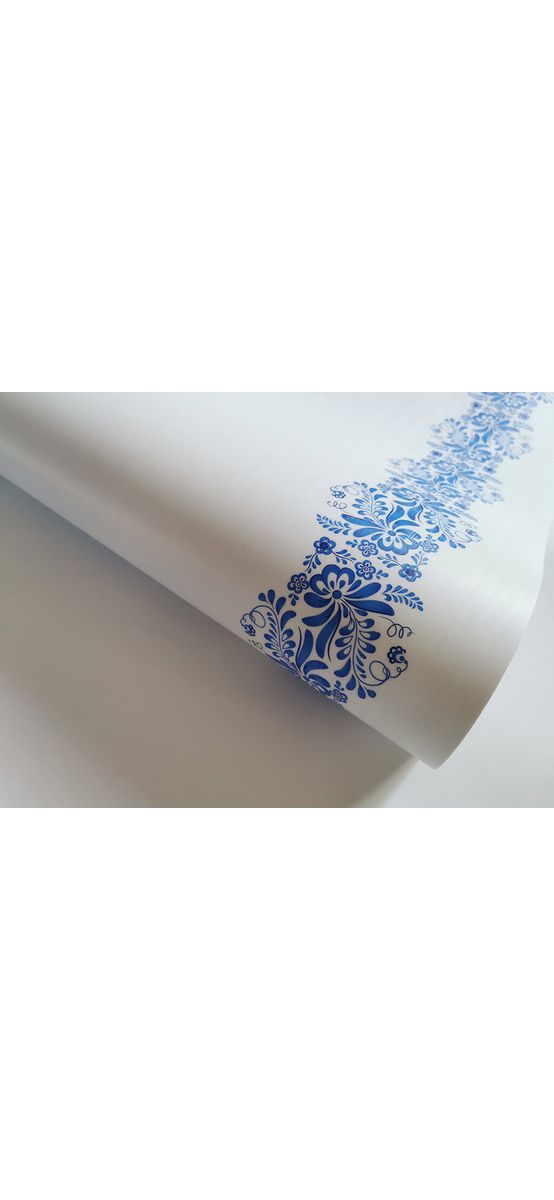 Autocolant mobilă Bella, Folina, imitaţie lemn alb, model floral albastru, 120 cm lăţime