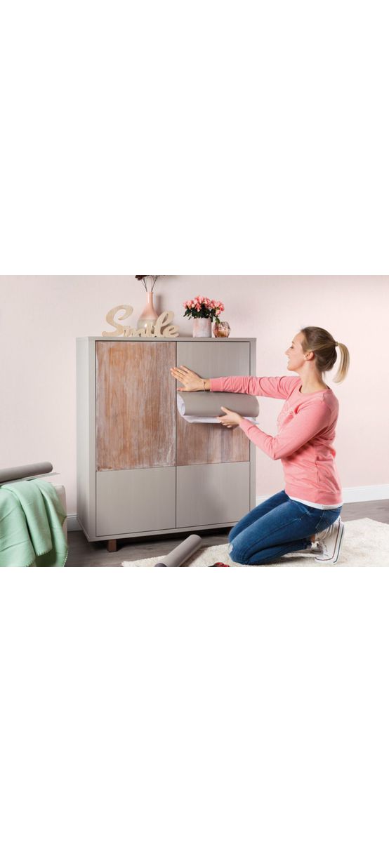 Autocolant mobilă lemn gri texturat, d-c-fix Quadro, rolă de 67 x 150 cm