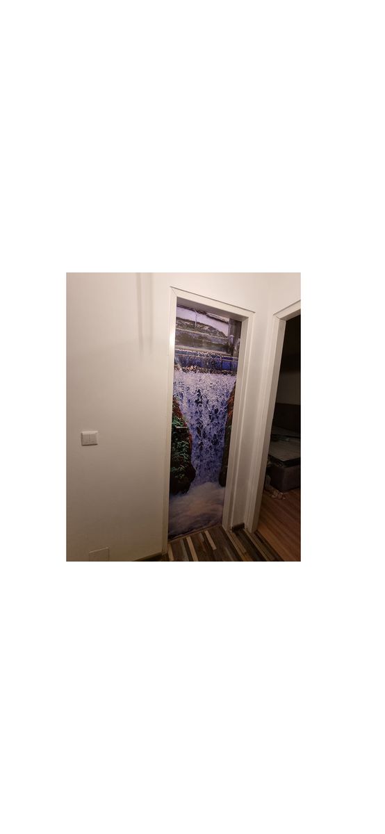 Autocolant uşă Cascadă, Folina, model multicolor, dimensiune autocolant 92x205 cm