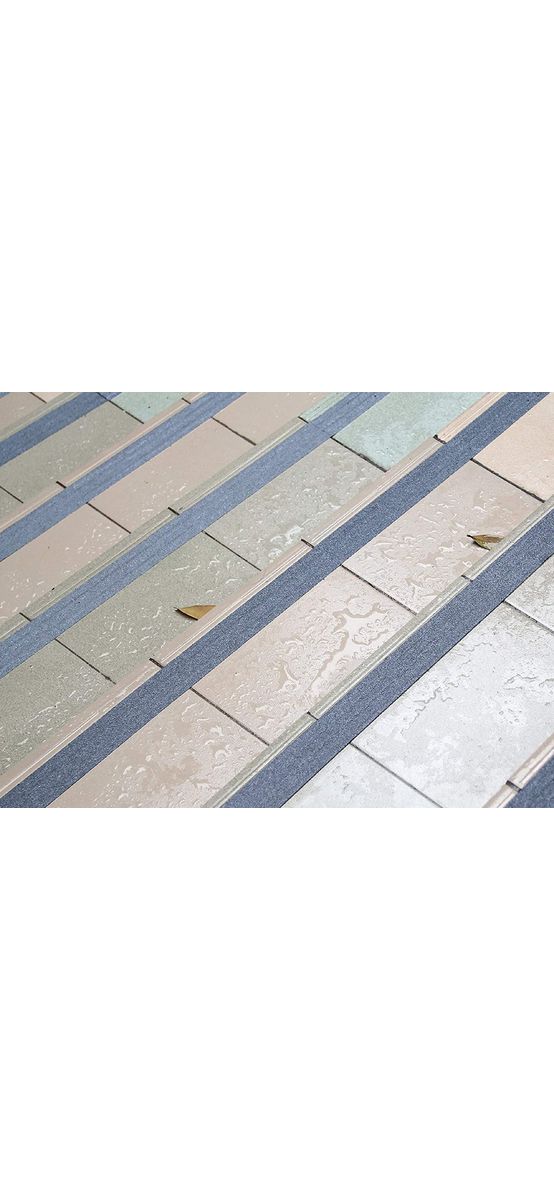 Bandă antialunecare, antiderapantă,  autoadezivă cu granulație grosieră, culoare gri, ideală pentru scări și podele, rolă 5 cm x 5 m