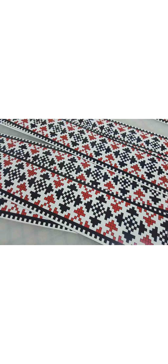 Set 10 borduri decorative autoadezive, Folina, cu motive tradiţionale româneşti, role de 4x100 cm