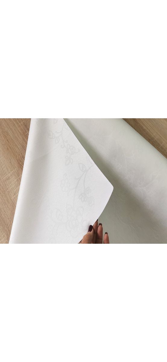 Faţă de masă impermeabilă Amelie albă, d-c-fix, elegantă, cu un discret model floral, 140 cm lăţime
