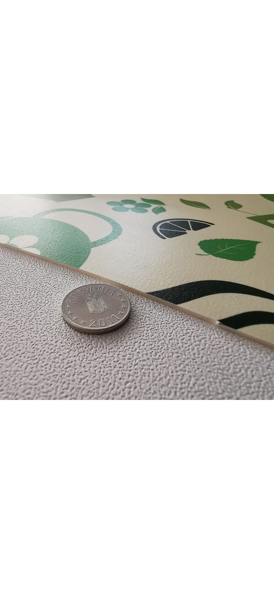 Folie protecţie sertare, model ceai verde, din PVC antiderapant cu grosime de 1,5 mm, material impermeabil, rolă de 50x155 cm