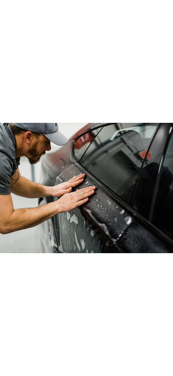 Folie protecţie caroserie auto TPH cu funcție de regenerare, transparentă cu aspect lucios, 152 cm lățime
