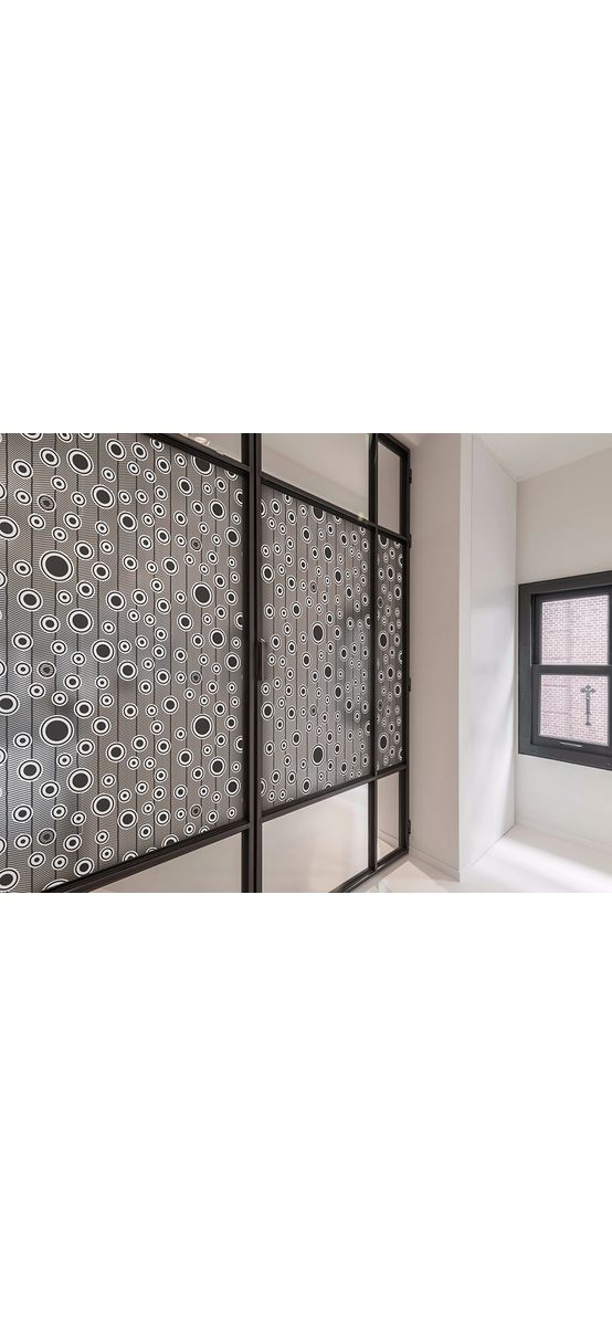 Folie geam autoadezivă Motif, Folina, sablare cu model geometric negru, 100 cm lăţime