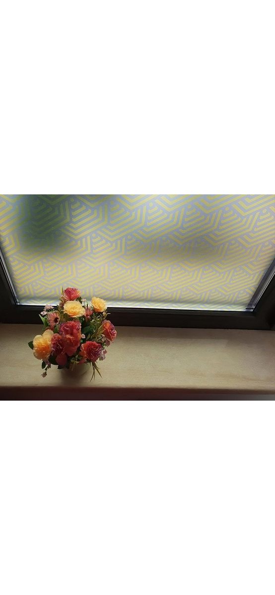 Folie geam autoadezivă Kara, Folina, sablare cu model geometric galben, 100 cm lăţime