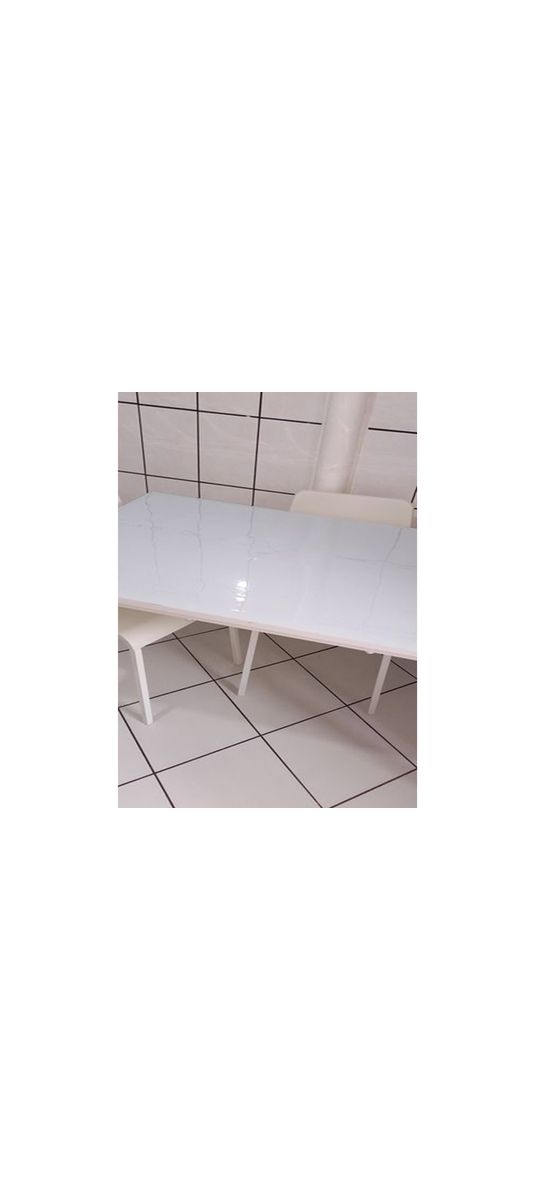 Folie protecţie din PVC 0.8 mm transparent, fără adeziv, o tentă ușor albăstruie, 150 cm lăţime