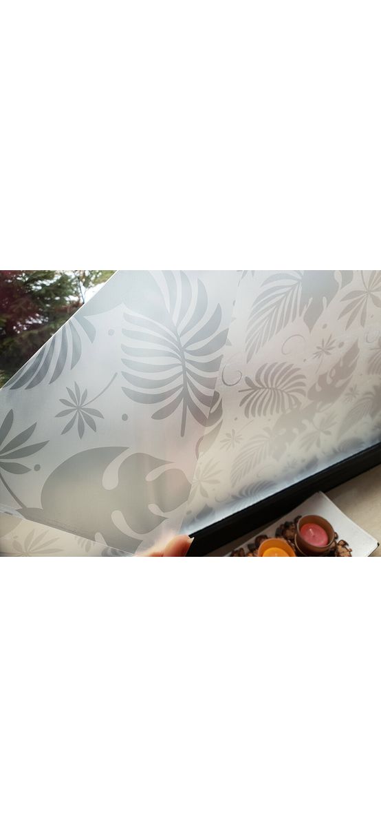 Folie geam autoadezivă Mirena, Folina, model tropical gri, 100 cm lăţime
