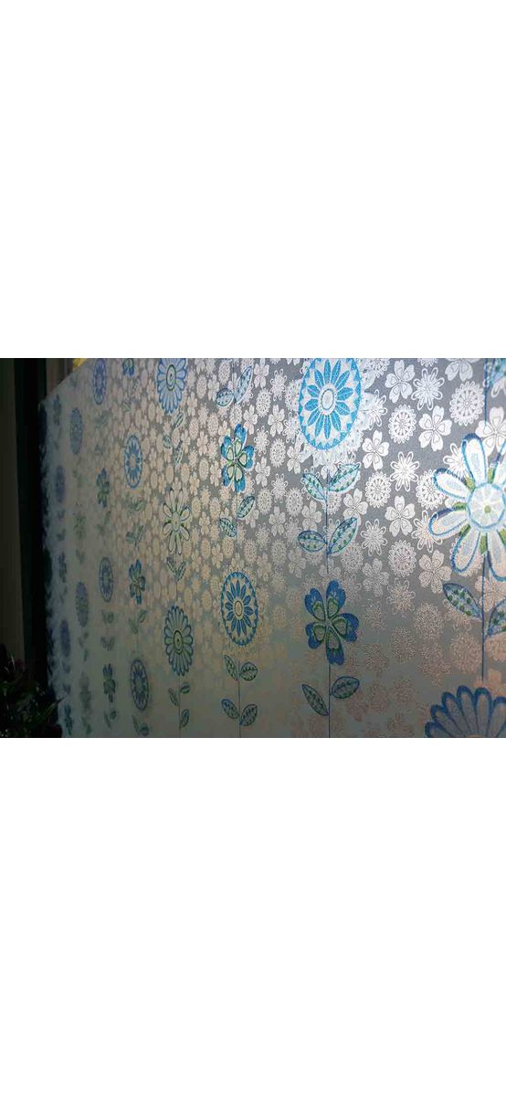 Folie geam autoadezivă Cloe, Folina, imprimeu floral albastru, rola de 90x250 cm