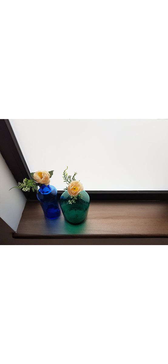 Folie geam sablat White Matte, autoadezivă, mată cu aspect lăptos, lățime de 152 cm, racletă de aplicare inclusă