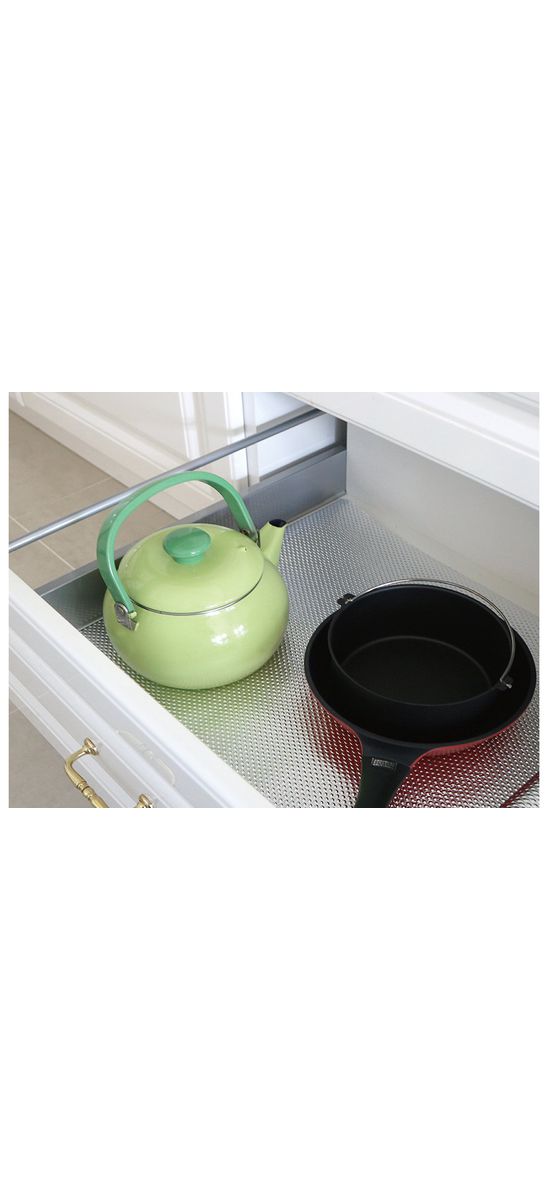 Folie protecţie sertar cu aspect metalic argintiu, fără adeziv, material impermeabil, rolă de 45 cm x 10 metri