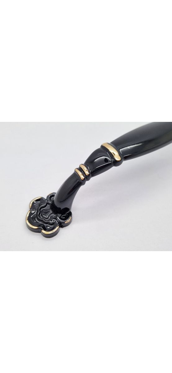 Mâner mobilă metalic, negru lucios cu detalii aurii, 128 mm distanţa dintre punctele de fixare