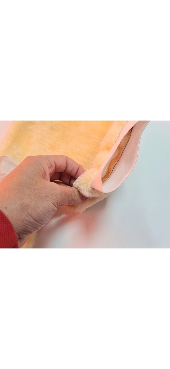 Set lavetă microfibră şi mănuşă din pluş pentru ştergerea prafului