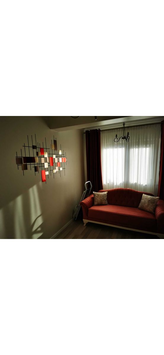 Decoraţiune perete Evora, din oglindă acrilică bronz, aurie şi roşie, design modern