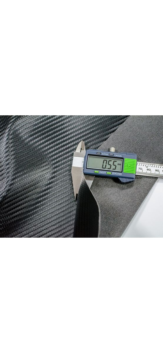 Piele artificială neagră embosată tip carbon 3D pe suport textil din microfibră, fară adeziv, 138 cm lațime