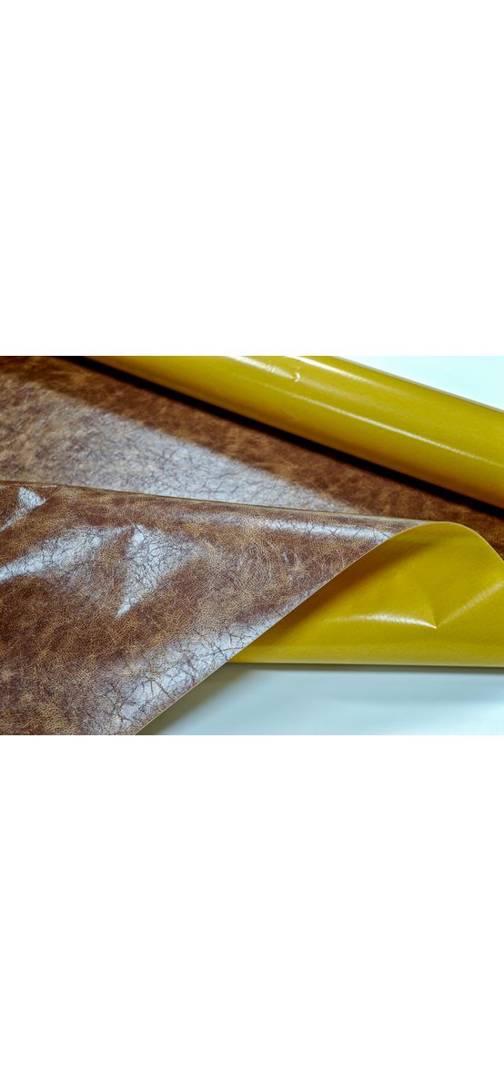 Piele ecologică autoadezivă culoare maro, aspect natural, moale și flexibilă, grosime 0,8 mm, lățime 139 cm