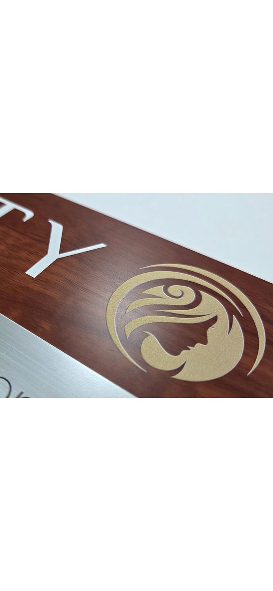 Plăcuță nature personalizată cu print UV ideală pentru firme, birouri, spații comerciale sau instituții, diverse combinații de culori, 25x12 cm