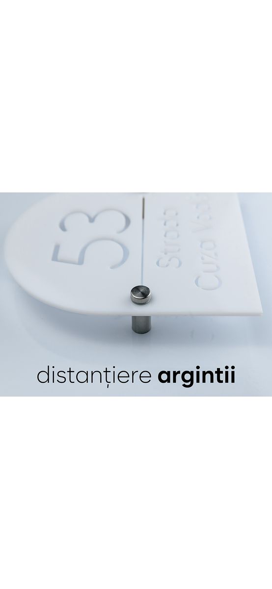 Plăcuță număr și adresă casă din plexiglass, cu text personalizat prin decupare