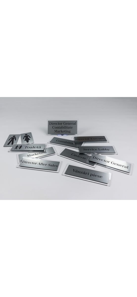 Plăcuță personalizată din bond gravat pe suport din plexiglass, cu text personalizat